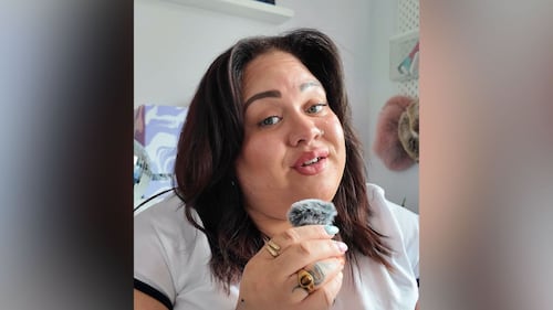 «Ark tu me touches»: Vanessa Duchel réagit à un commentaire grossophobe