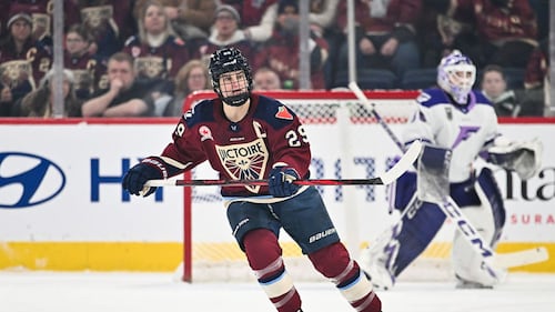 Marie-Philip Poulin reçoit une vague d’amour après avoir fracassé un record