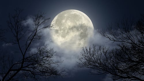 Calendrier des pleines lunes et nouvelles lunes 2026: dates, signes et significations